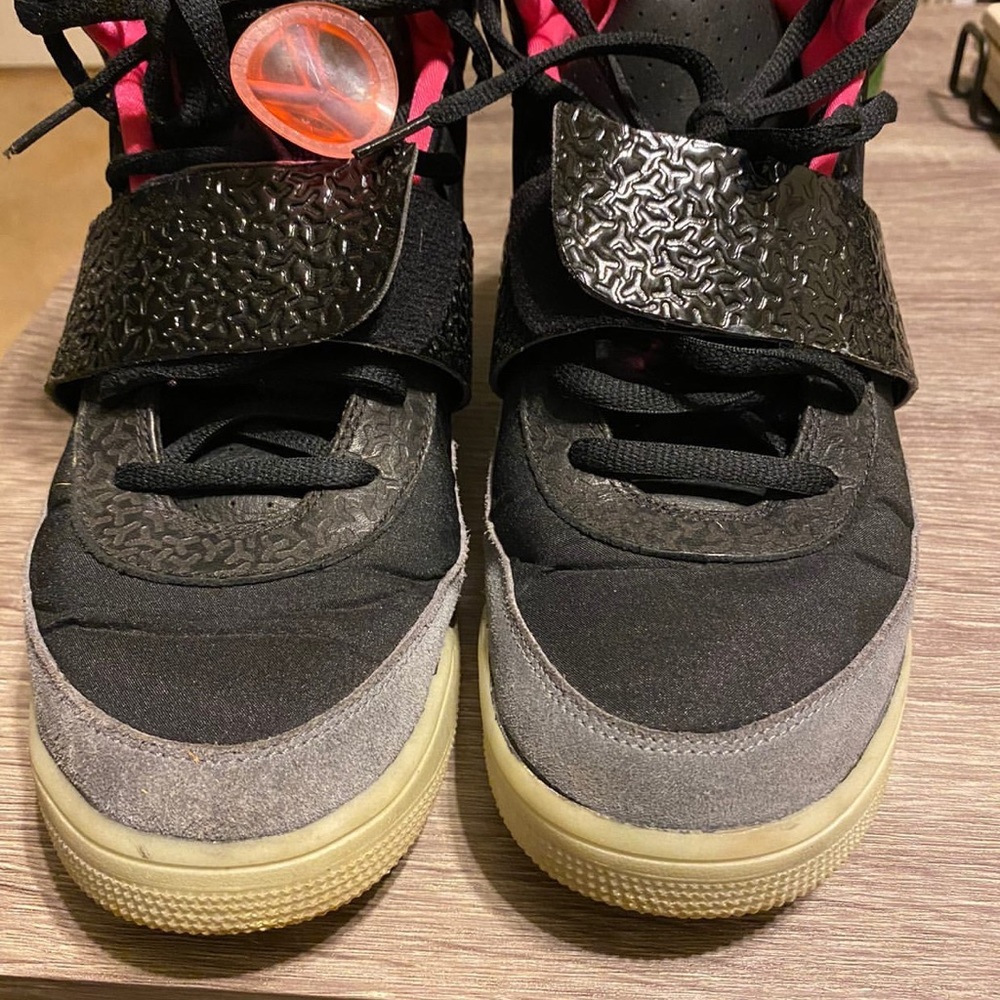 Original Yezzy blink 10.5